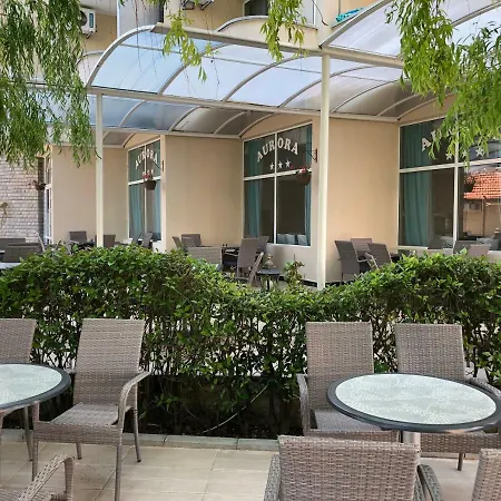 Aurora 3*