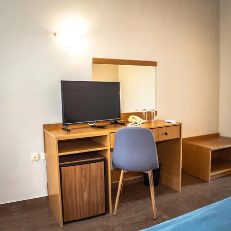 Otel Aurora 3*