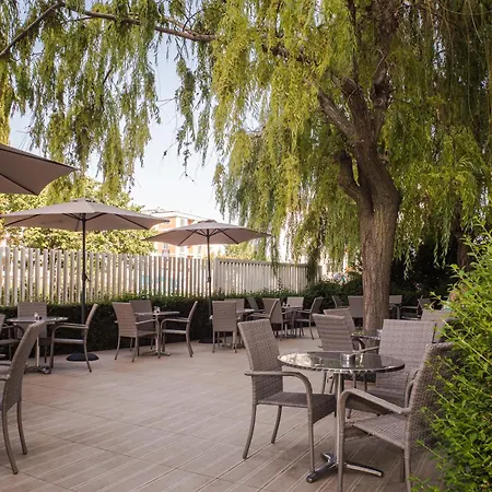 Aurora Hotell Saints Constantine and Helena