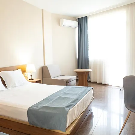 Aurora 3* Saints Constantine and Helena