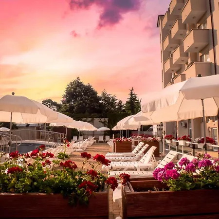 Aurora Otel Aziz Konstantin ve Elena