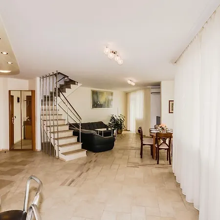 Hotel Aurora Sveti Konstantin